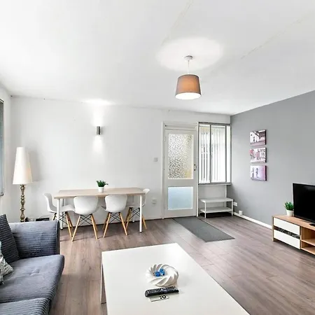 3br Duplex - Uni - * Leeds (West Yorkshire)